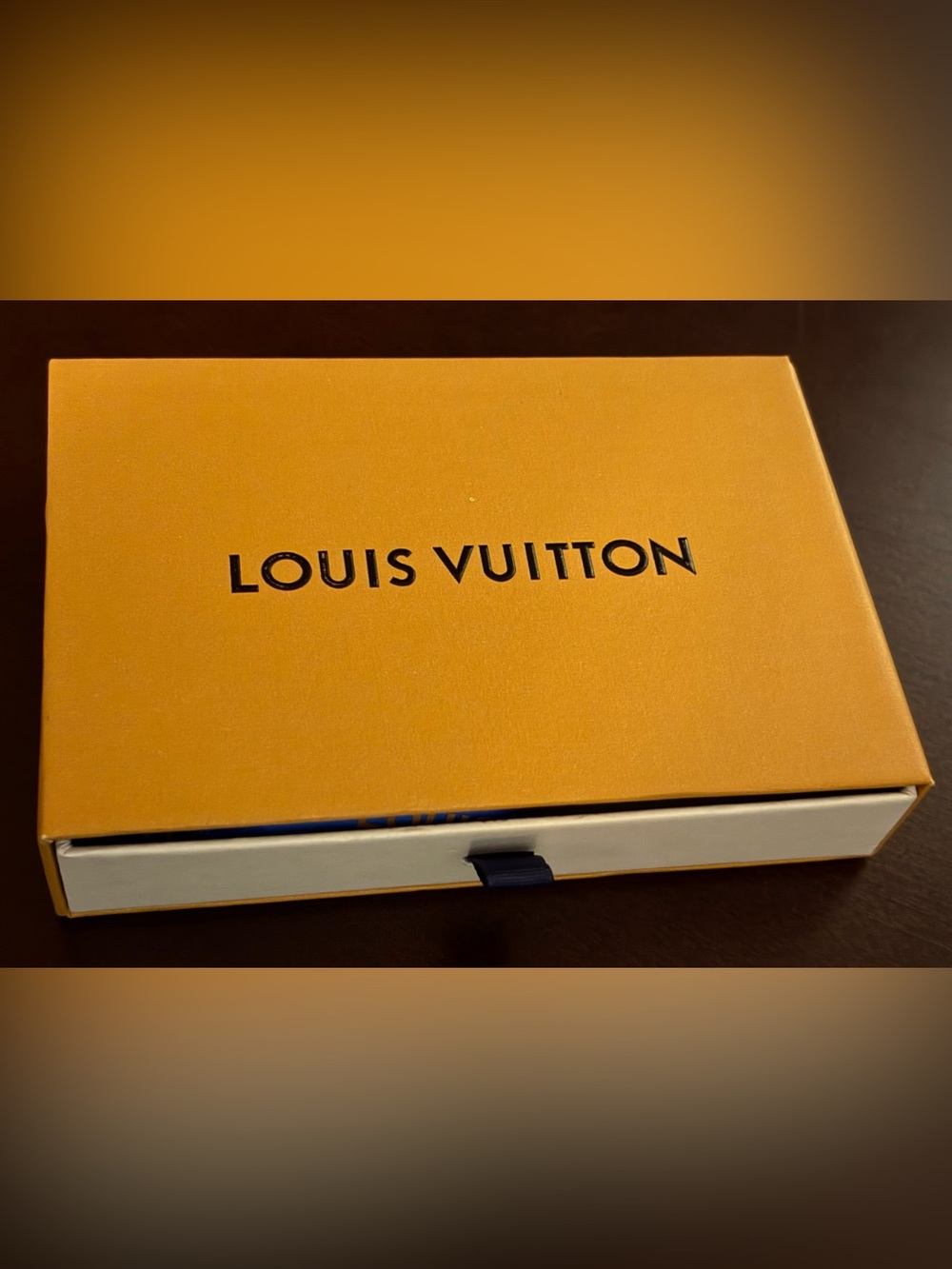 Louis Vuitton Sliding Drawer Box with Blue & Gold Ribbon and Cream Dust Bag - Picture 3 of 5